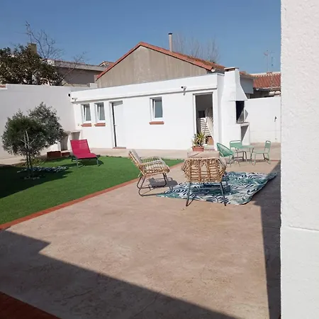 Maison Canetoise 2 Chambres, Clim, Parking, Wi-fi Proche De La
